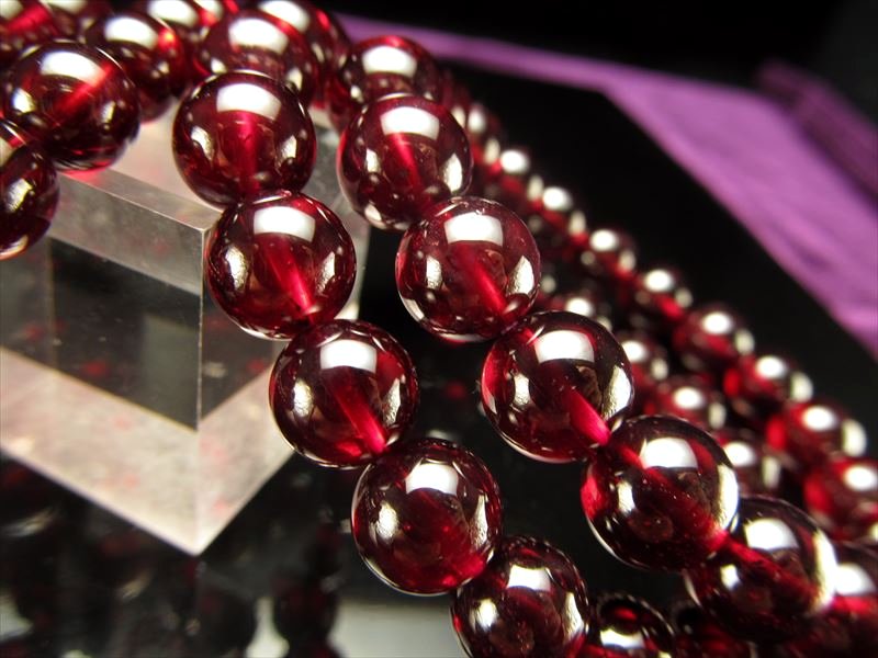 ガーネット種類まとめ19選 １月誕生石を徹底解説